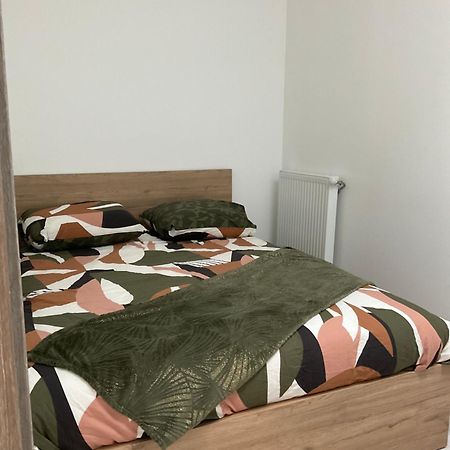 Kezy Appartement 4 Personne Bebe Reims Dış mekan fotoğraf